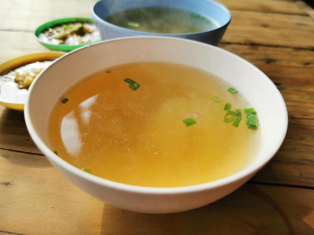 How to Make Your Own Healing Bone Broth (Like Grandma Did)